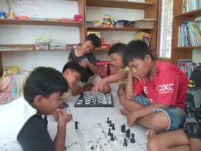 A serious chess match