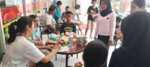 Collecting the shopping items and changes
