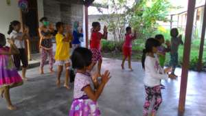 The 1st-4th grade student practicing dance