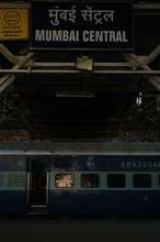 Scene confronting new girls arriving in Mumbai