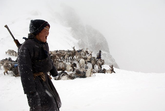 Mobile Teepee Library for the Tsataan Nomads