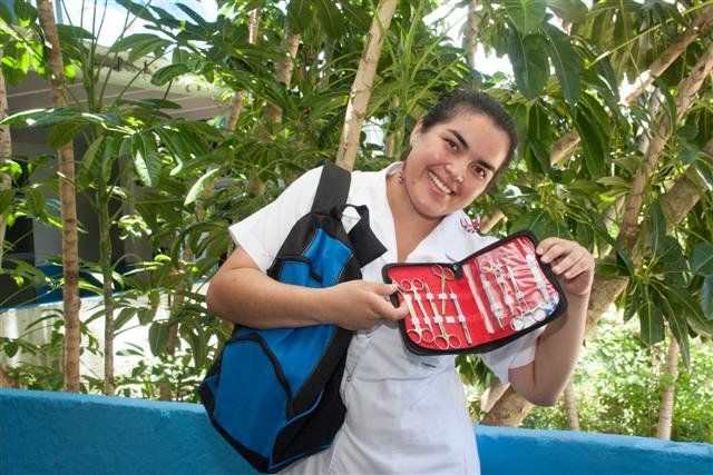 Provide 200 Doctor Kits for Med Students in Cuba