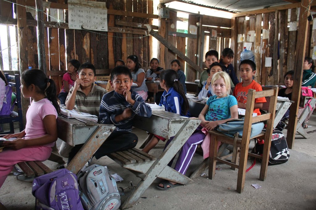 Help marginalized Mexican children and teenagers