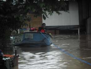The GlobalGiving boat in action
