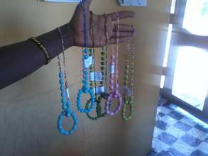Check out these African jewelry we shipping to USA