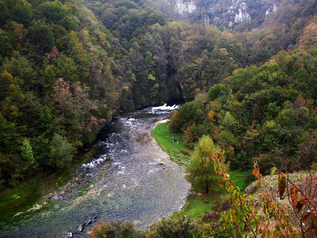 Build a Community Peace Centre in Bosnia