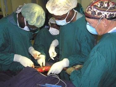 Training for 100 Doctors in Developing Countries