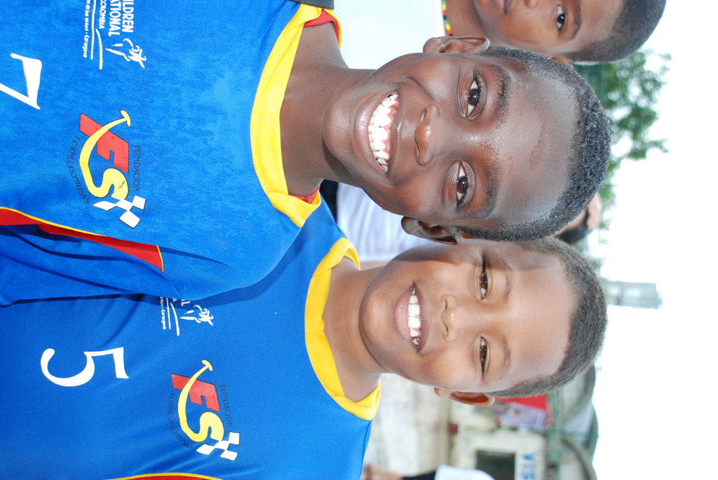 Provide uniforms for Colombian children at risk