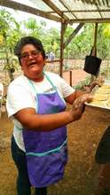 Dona Lila teaches a baking class