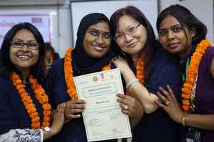 Feng-Yi and participants from Nepal and Bangladesh