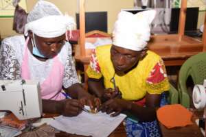 LitMoms Learn to Sew!