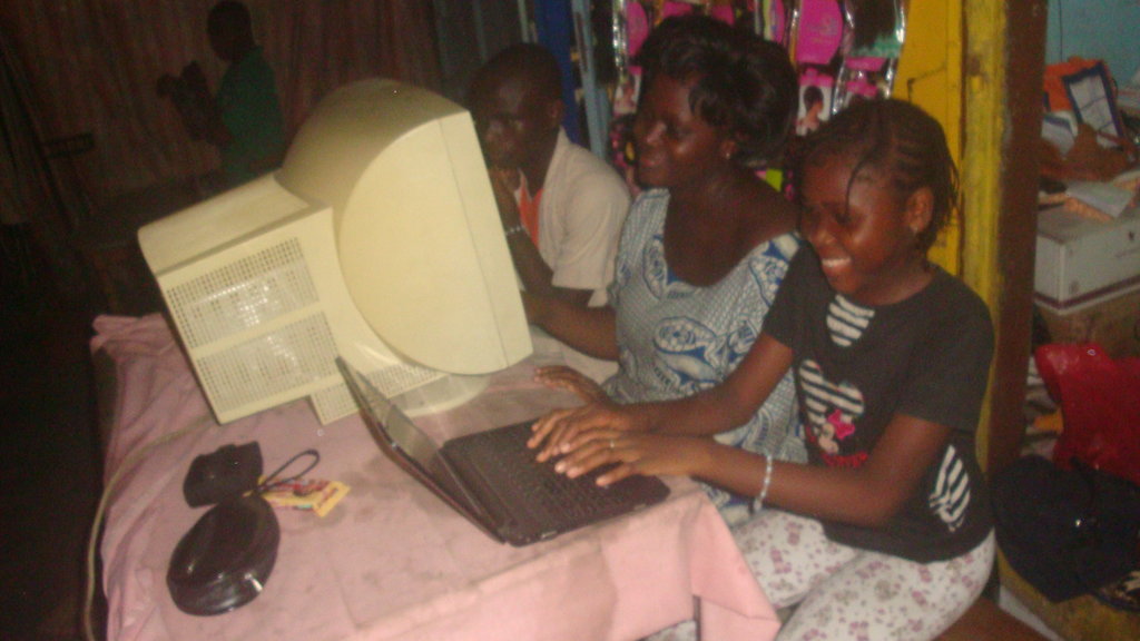 Computers for youth clubs in Benin