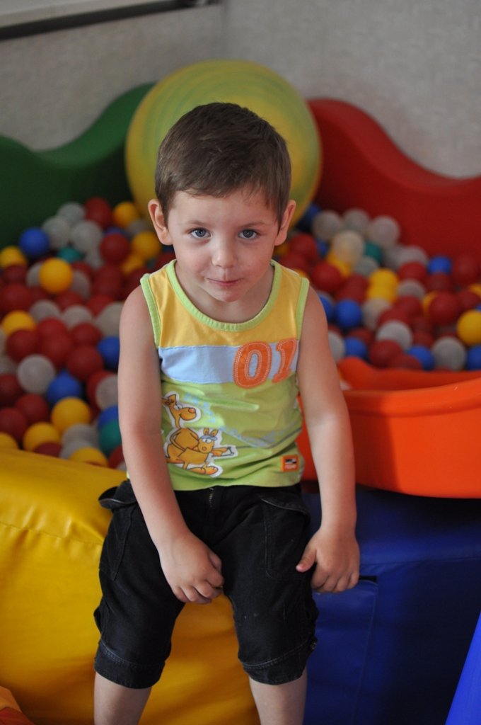 Vital Emergency Fostering for Children in Ukraine