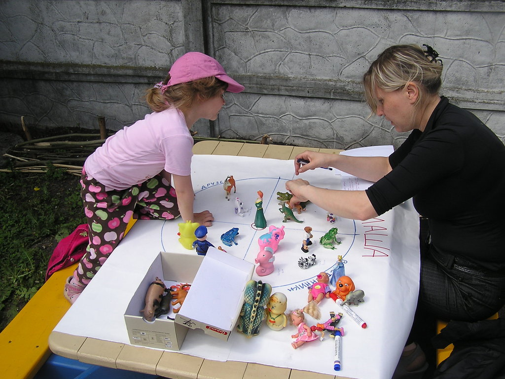 Vital Emergency Fostering for Children in Ukraine