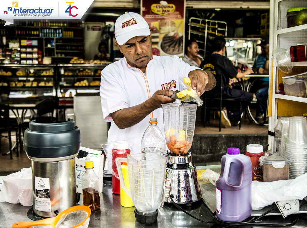 Bringing Hope to 10 Families in Medellin, Colombia