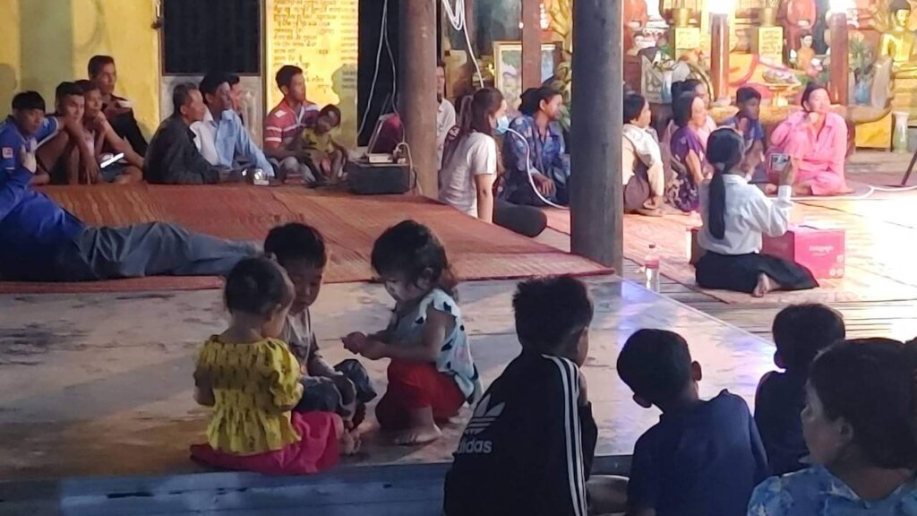 Children listened to the performance too
