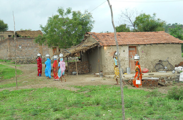 Clean Water for 34 Families in India