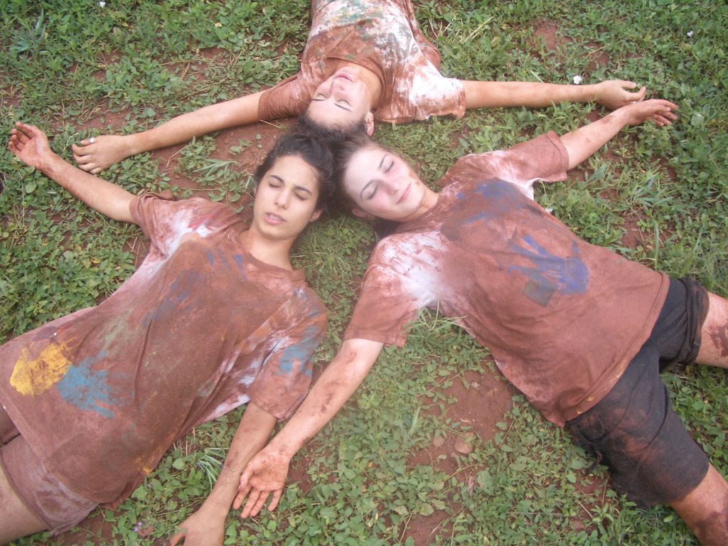 Give Johanna and Sara a Voice for Peace