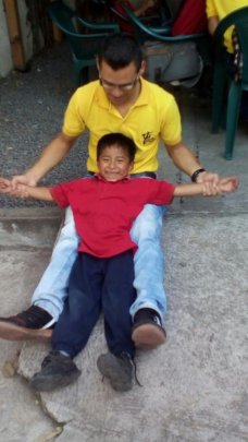 Saul and playtime at La Academia