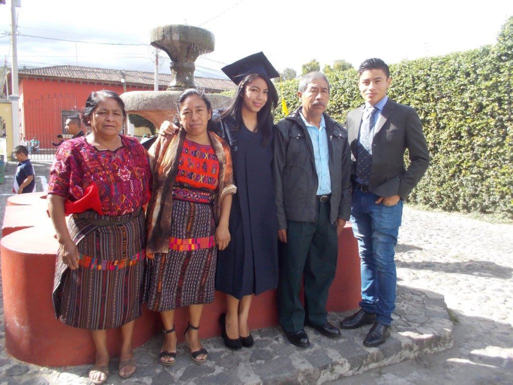 Provide a Critical-Thinking program for 40 teens
