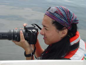 Dr. Maldini identifying dolphins