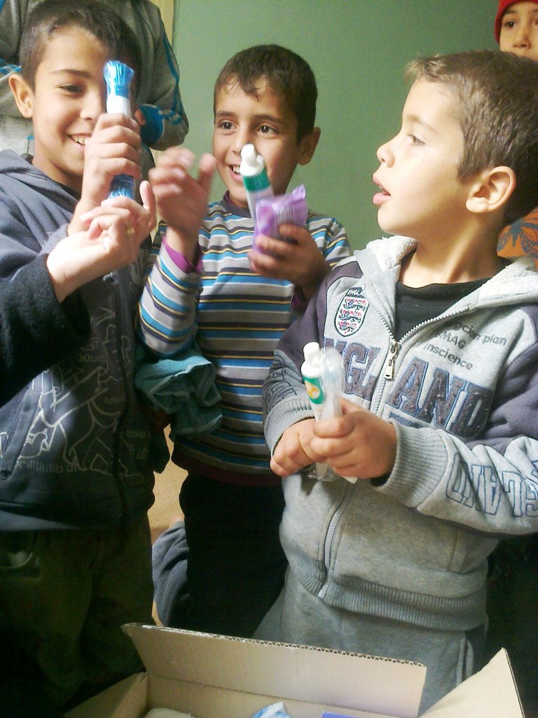 Give Relief and Education to Syrian Refugees