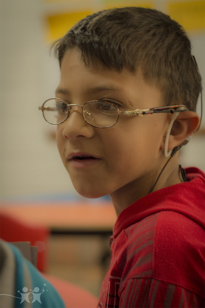 Support 12 kids with hearing loss in Medellin