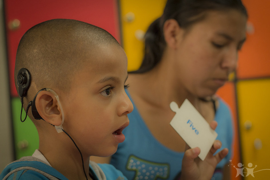 Support 12 kids with hearing loss in Medellin