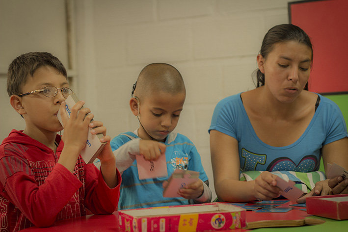 Support 12 kids with hearing loss in Medellin