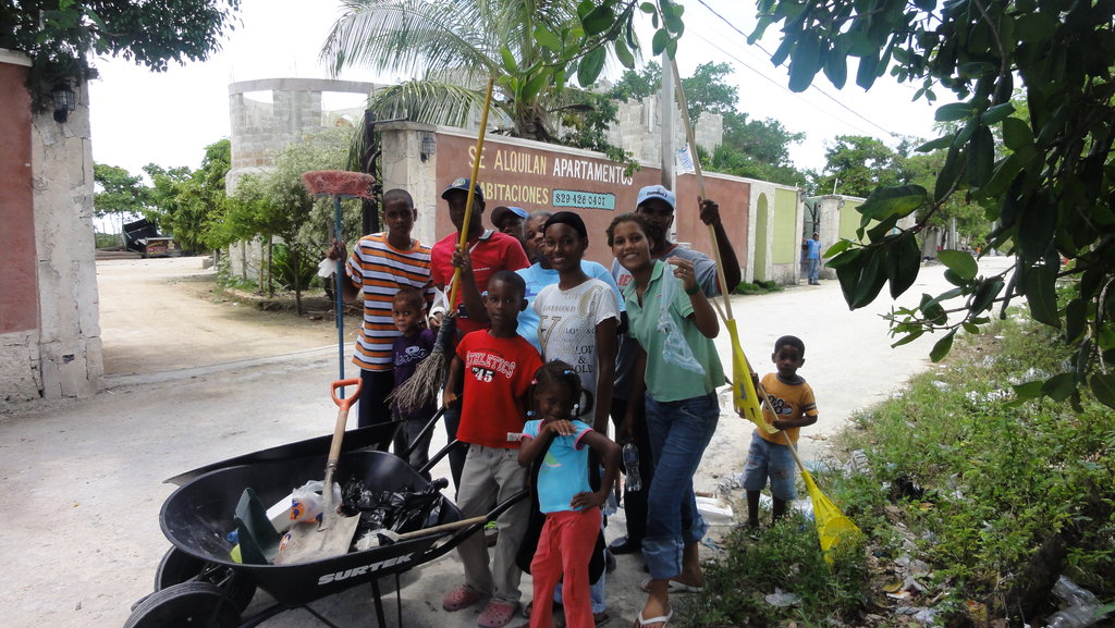 Fuentes de Vida Community Water Project