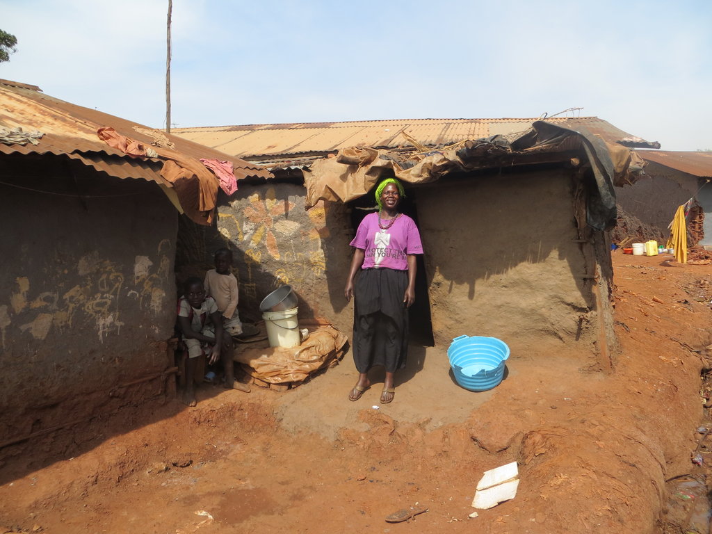 Help 120 Uganda women move from the slum to a home