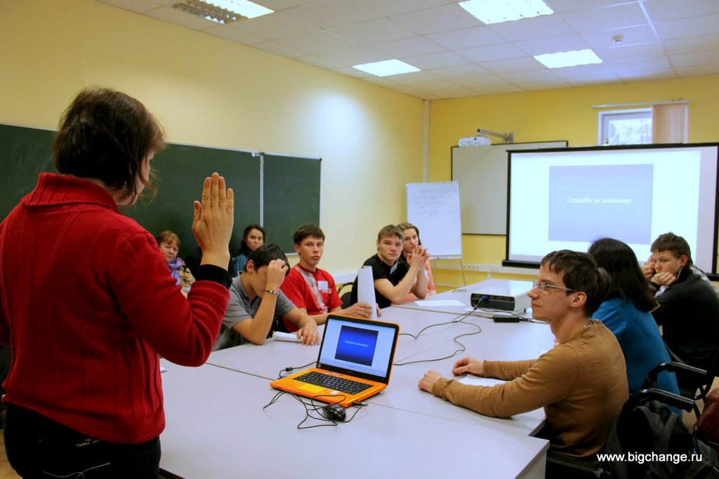Help Russian orphans get education & socialize