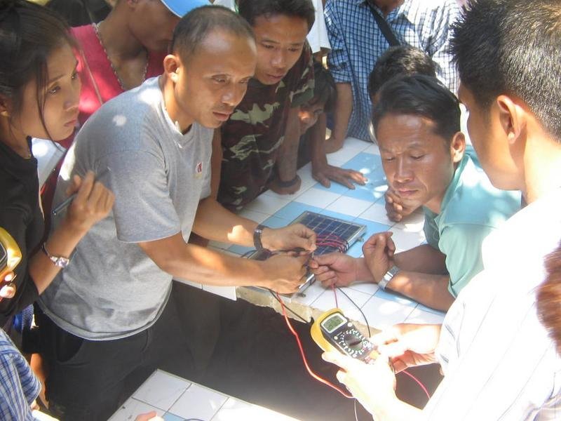 Bring Solar Energy to 7 Burmese Medical Clinics