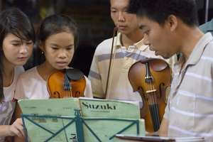 The model for Hai Hoa, RPS Music Program Cam Duc