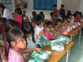 Tet gifts for the kids