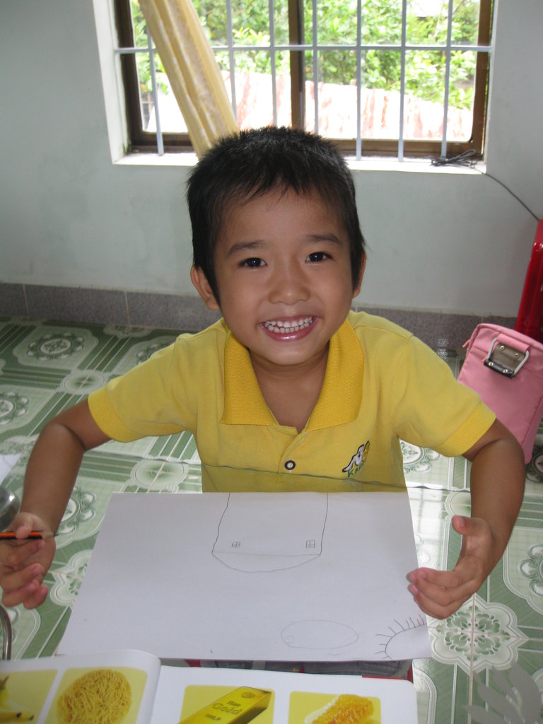 Art Mentorship for Poor Vietnamese Children