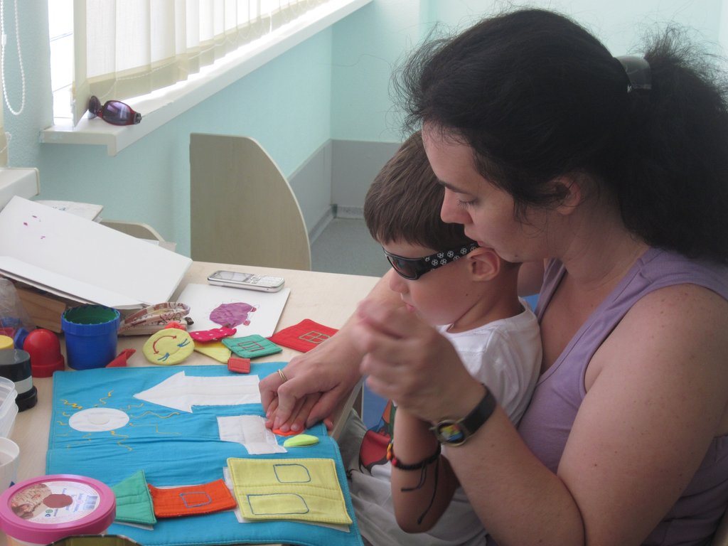 Let's help blind children refugees from Ukraine