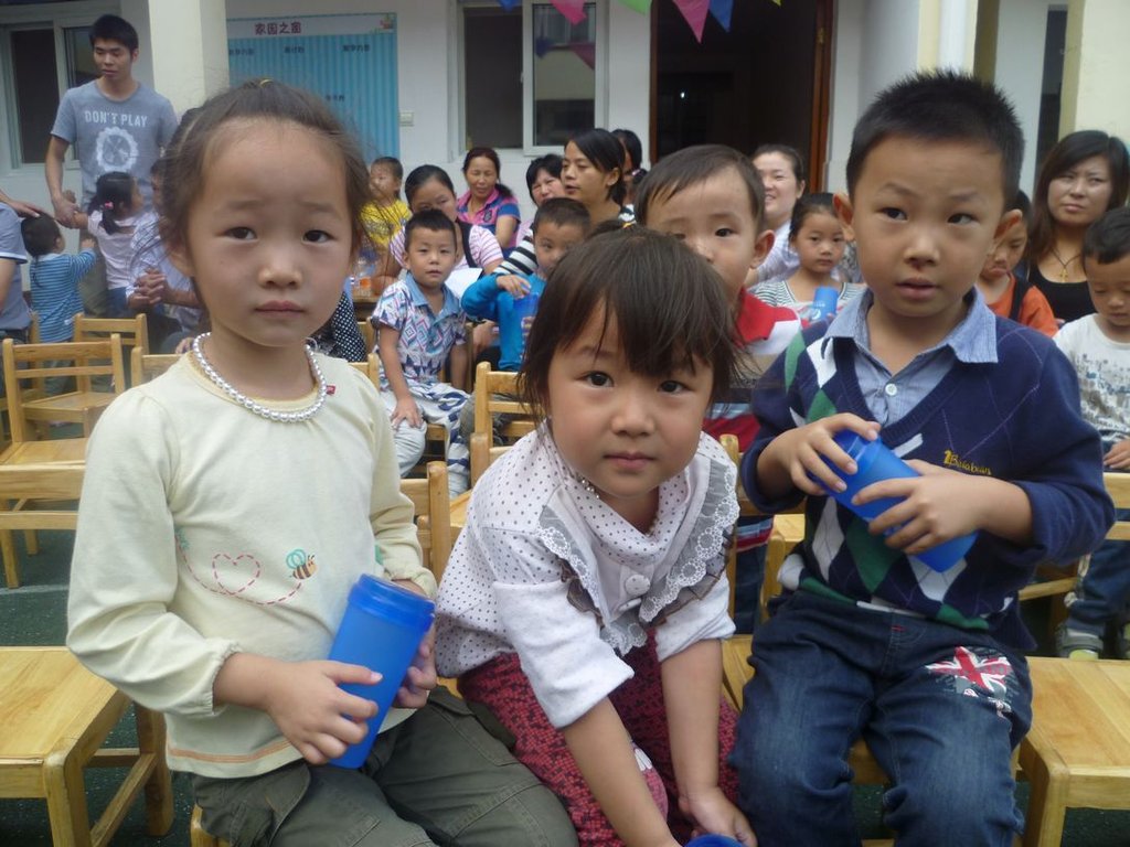 Help Migrant Women and Children in China