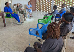 Madam President Ellen Johnson Sirleaf with CHWs