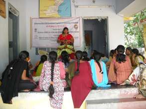 Trainees in Beautician class
