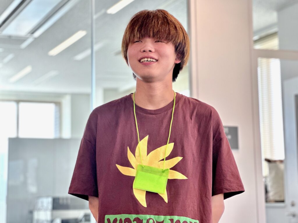 A high school sub-leader in Academy Camp