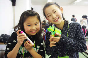 Girls and traditional crafts they painted