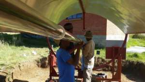 Installing the central heat receiving pipe