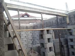 Climbing up blocks for decking.