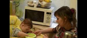 Mom is having difficulty feeding