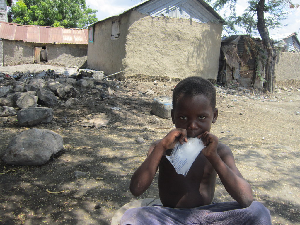 BE a doctor: Haiti's kids need life: Medical Care