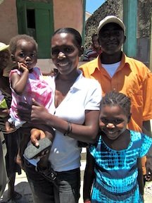 BE a doctor: Haiti's kids need life: Medical Care