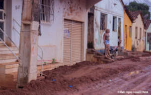 Homes in Altamira near the operating site.