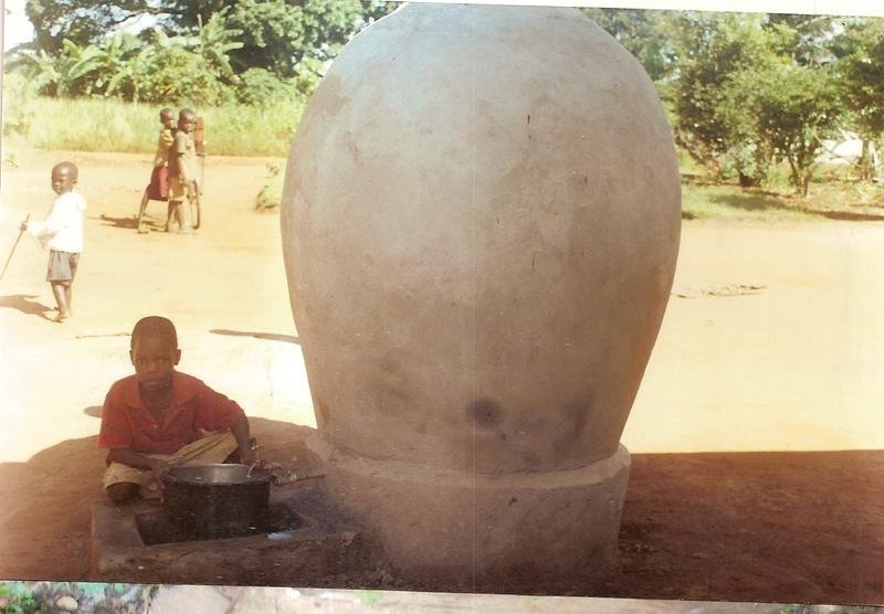 Provide piped water to 5000 people in Uganda
