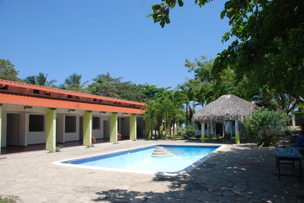 Help Get 75 Girls Swimming